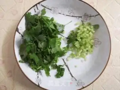 Make Egg-bread soup noodles step 3