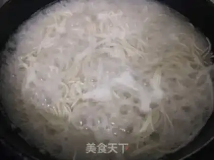 Make Egg-bread soup noodles step 11