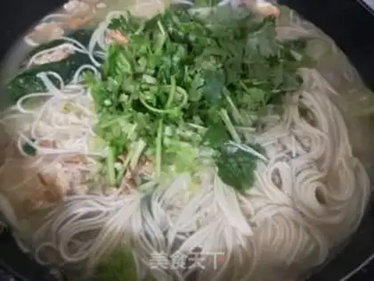 Make Egg-bread soup noodles step 13