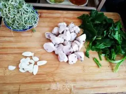 Make Spicy noodles step 1