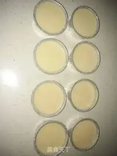 Make SpongeBob cake step 7
