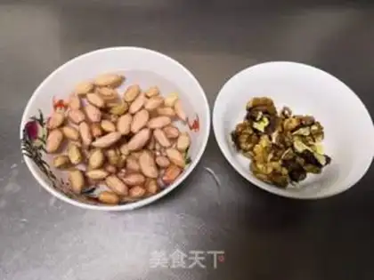 Make walnut peanuts step 0