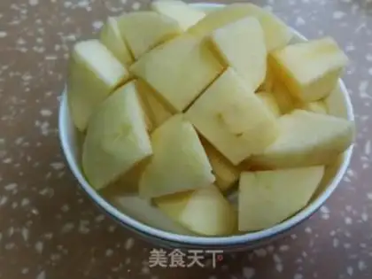 Make Apple-tree egg soup step 1