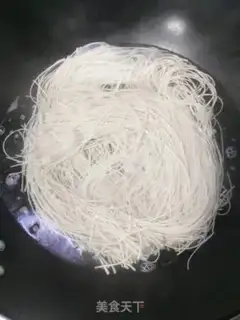 Make Puffy noodles step 0