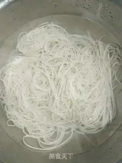 Make Puffy noodles step 1