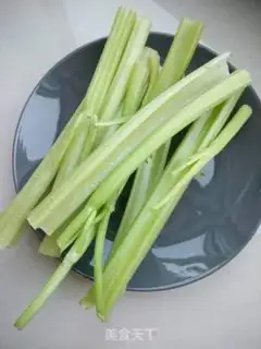 Make Felony celery step 1