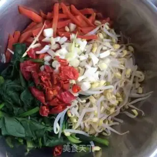Make Taste bean sprouts step 4