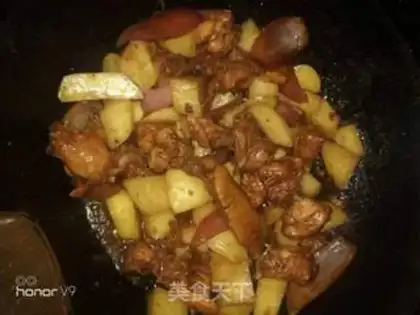 Make Chicken onions and potatoes step 6
