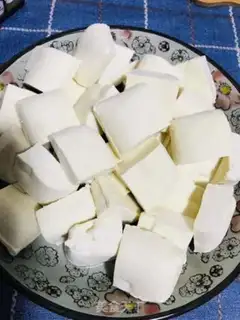 Make Bean petals, tofu step 1
