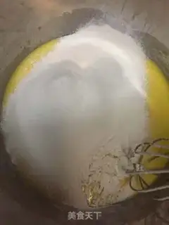 Make Yogurt cake step 2