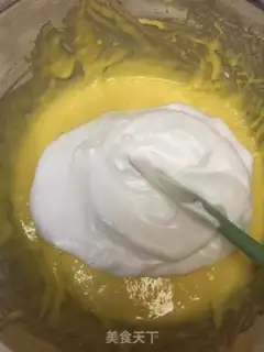 Make Yogurt cake step 5