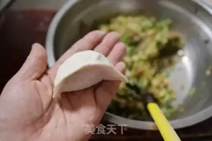 Make Spam pork dumplings step 6