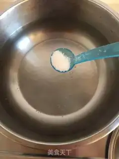Make Cracked cabbage step 1