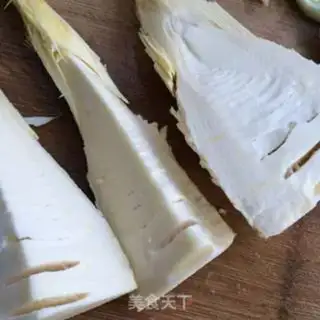 Make Spring Dragon Bone soup step 1