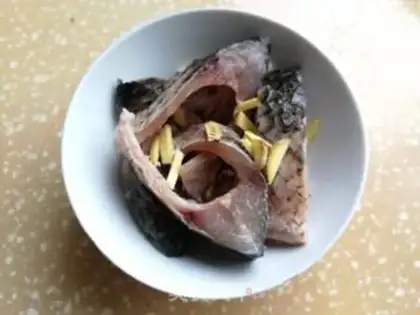 Make Red-burned fish step 1