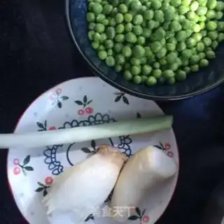 Make Fried peas step 0