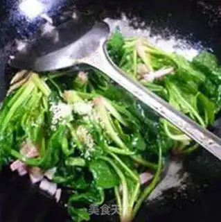 Make Porky pasta and spinach step 9