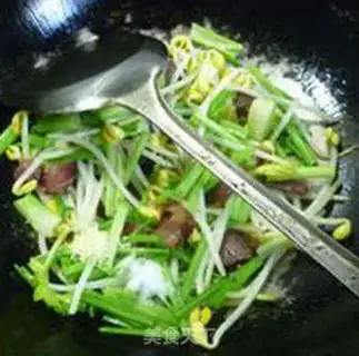 Make The celery sprouts step 10