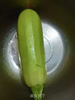Make An egg box with a pickle step 2