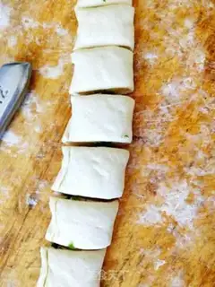 Make A roll of buns step 7