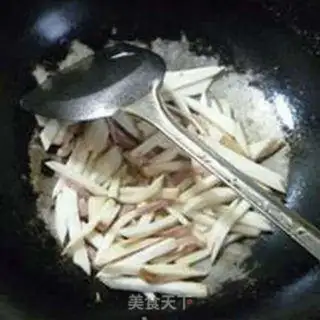Make Salted almonds, mushrooms, fried chicken step 8