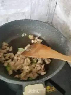 Make Pumpkin chicken leg rice step 3
