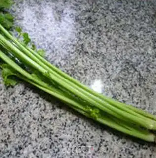Make Beef sauce, celery, sour chicken step 0