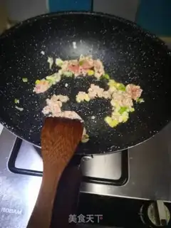 Make A meat powder fan step 4