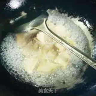 Make Beef sauce, celery, sour chicken step 7