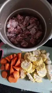 Make Corn carrot steak soup step 2