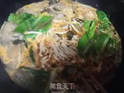 Make Sour beef noodles step 3