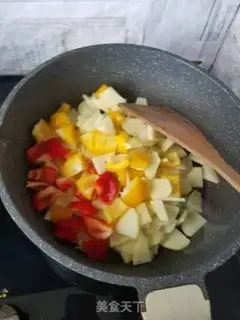 Make Sweet pepper potato chips step 2