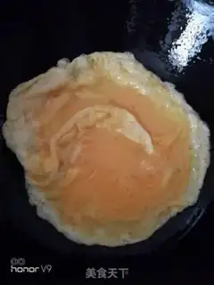 Make Ham sausage fried eggs step 2