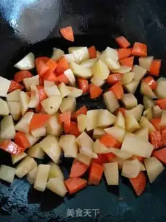 Make Curry potato chicken step 4