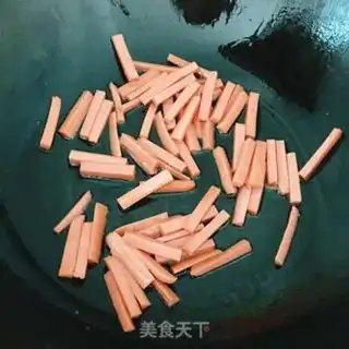 Make Ham sausage fried artemisinin step 2
