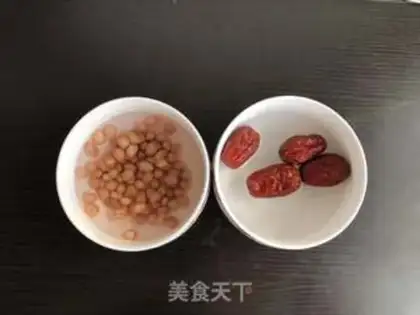 Make Celery fried beans step 0