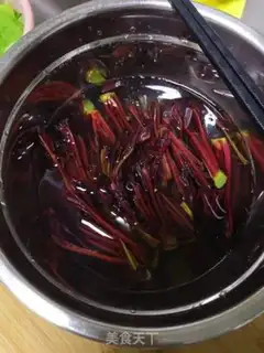 Make Fried eggs step 1