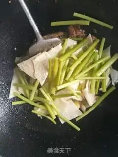 Make Garlic back to the pot step 4