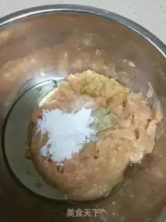 Make Chicken fish meatball soup step 1
