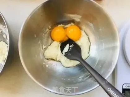 Make Candycake rolls step 1