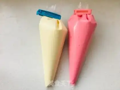 Make Candycake rolls step 5
