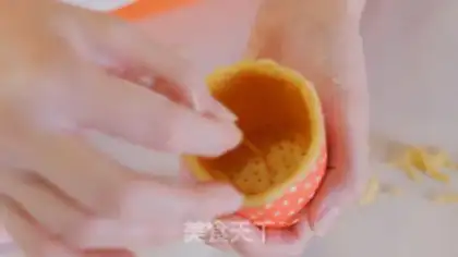 Make Cookie cupcakes step 6