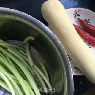 Make A pepper-cracker chicken with garlic step 0