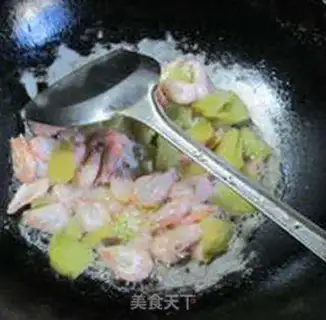 Make Squeeze and make shrimp step 4