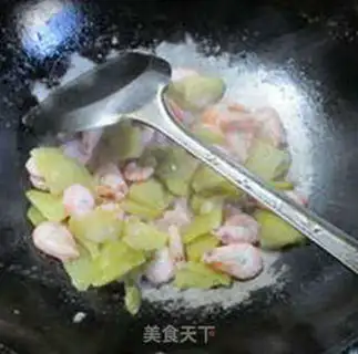 Make Squeeze and make shrimp step 5