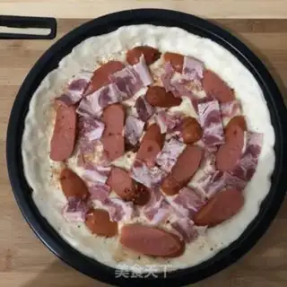 Make Cream sausage bacon mushroom pizza step 1
