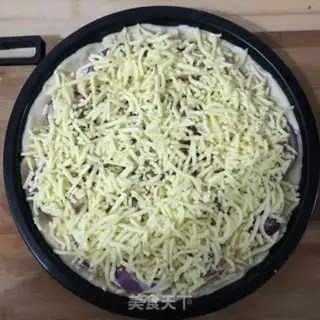 Make Cream sausage bacon mushroom pizza step 4