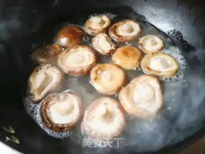 Make Scorpion broth step 1