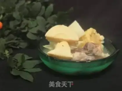 Make Corn and radish bone soup step 4
