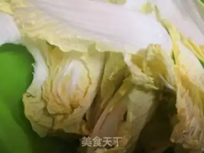 Make Carrot and doll food step 1